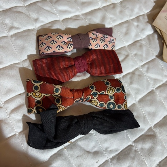Vintage 1930-1940s bow ties - Picture 2 of 7